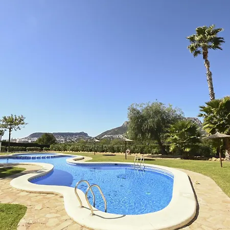Residencial Casanova Apartment *